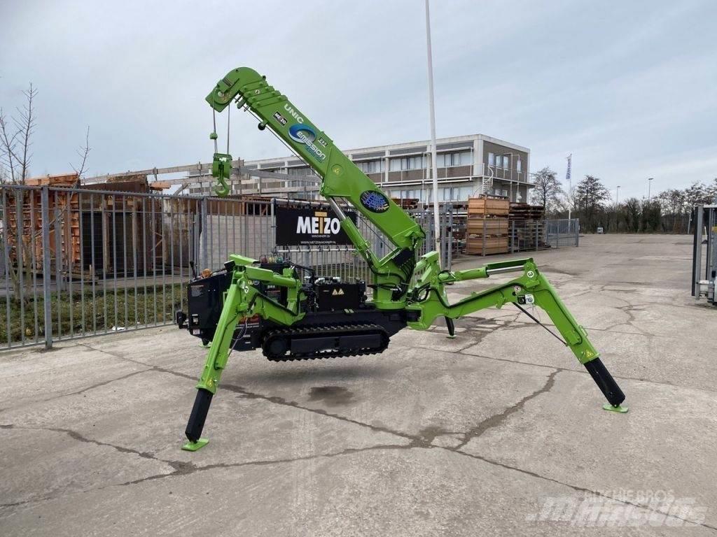 Unic URW 295 All terrain cranes