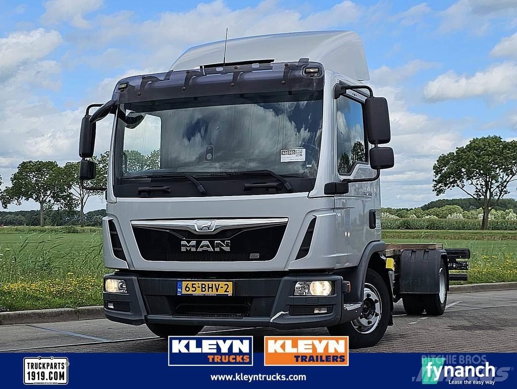 MAN 7.180 TGL Chassis Cab trucks