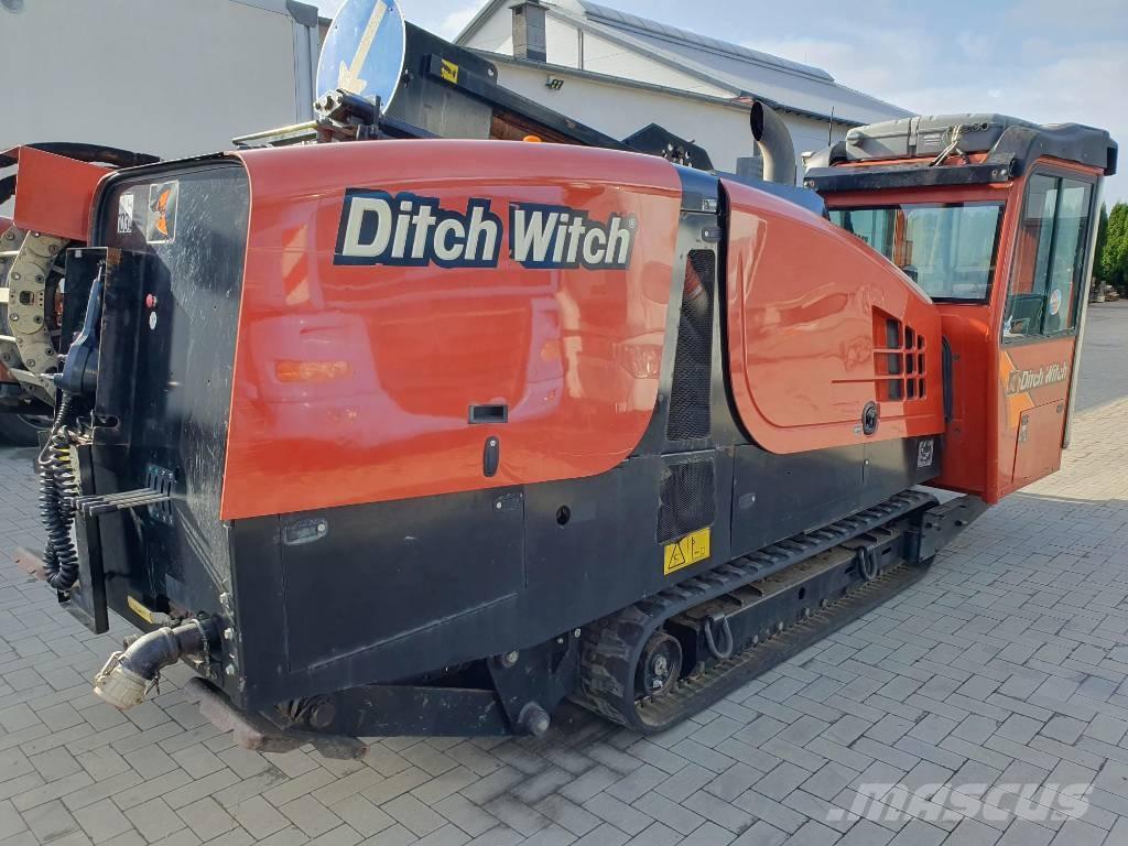 Ditch Witch JT 30 AT Horizontal Directional Drilling Equipment
