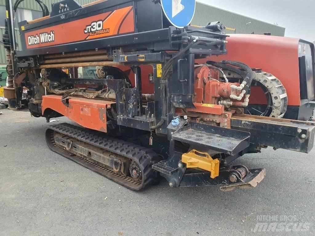 Ditch Witch JT 30 AT Horizontal Directional Drilling Equipment