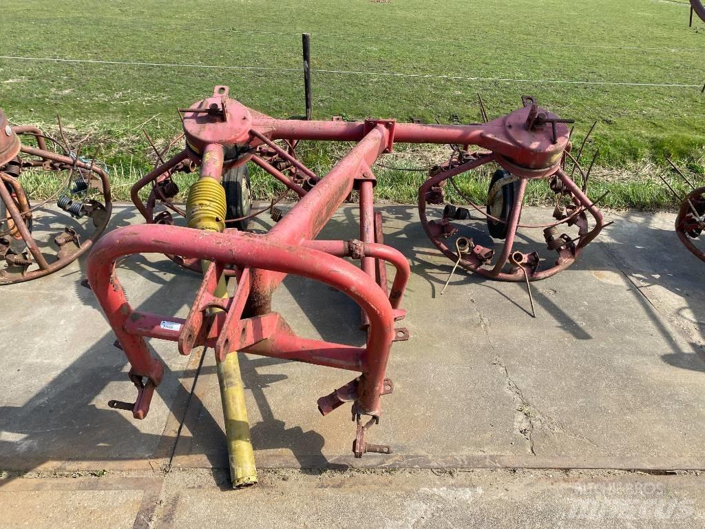 PZ Scudders Rakes and tedders