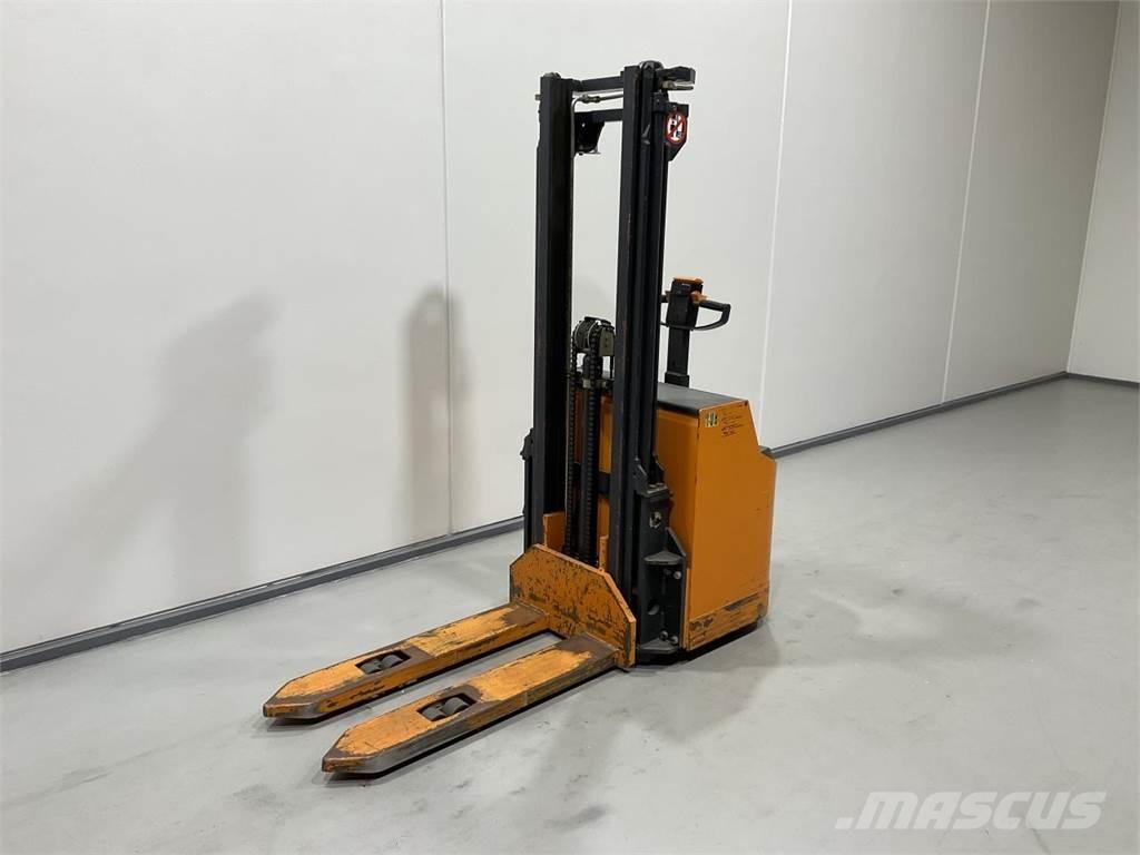 Still EGV-S13 Self propelled stackers