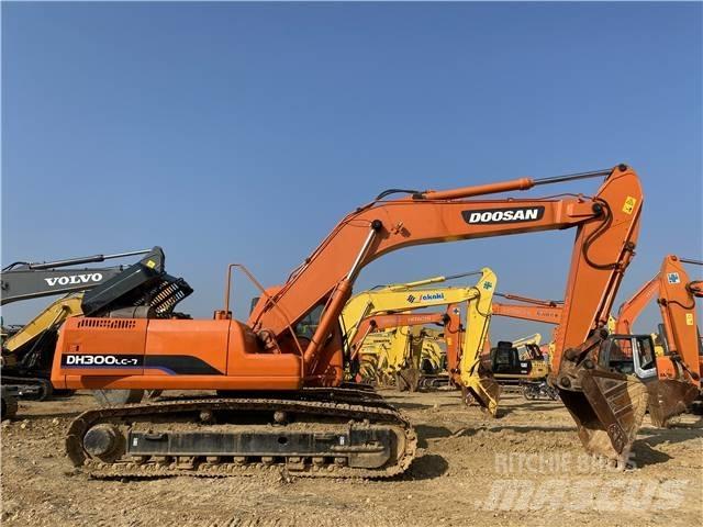 Doosan DH 300 Crawler excavators