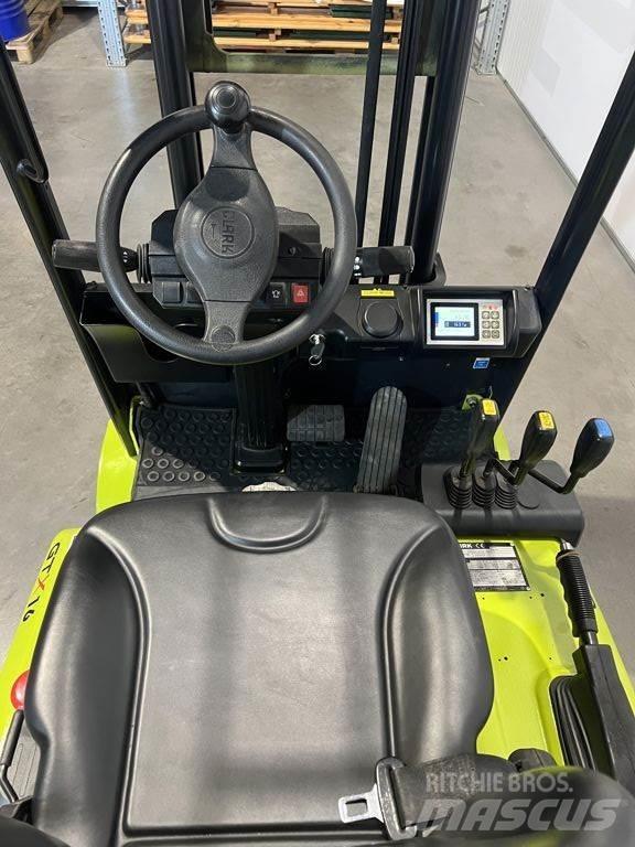 Clark GTX16 Electric forklift trucks