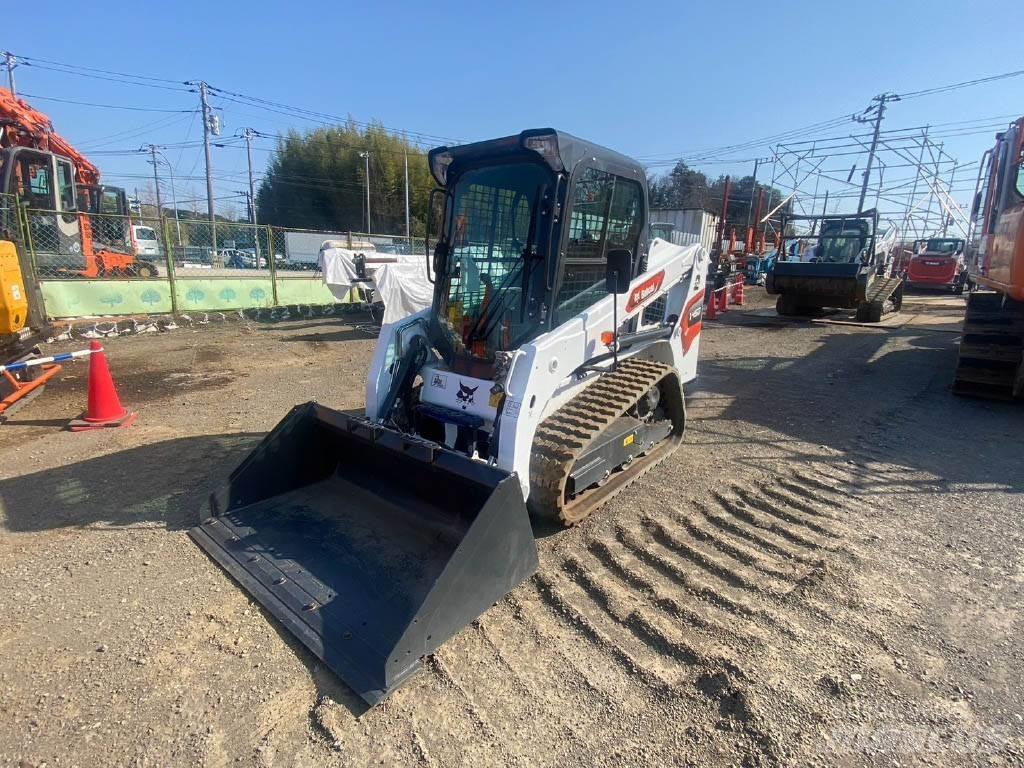 Bobcat T450 Skid steer loaders