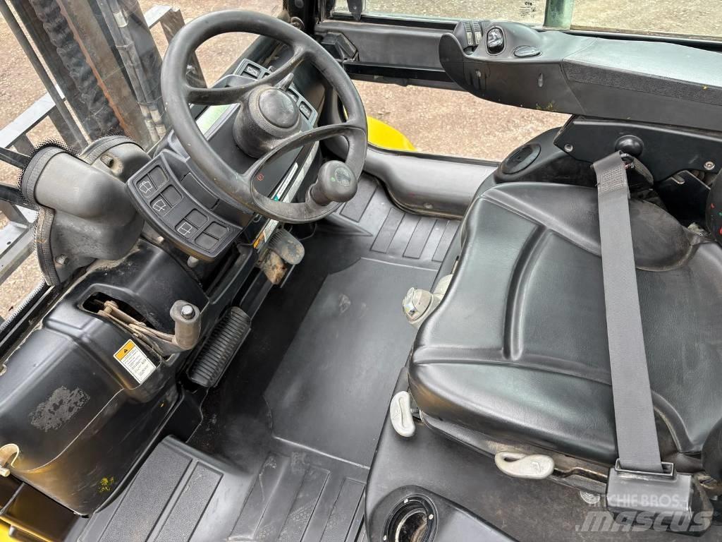 Yale GDP 80 VX Diesel trucks