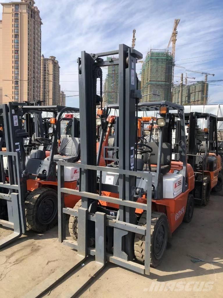 Heli FD 30 Diesel trucks