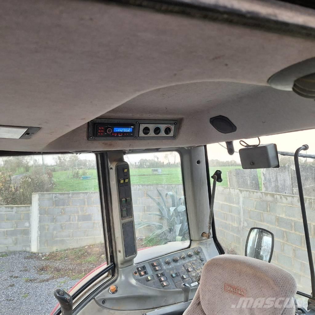 Valtra N 111 E Tractors