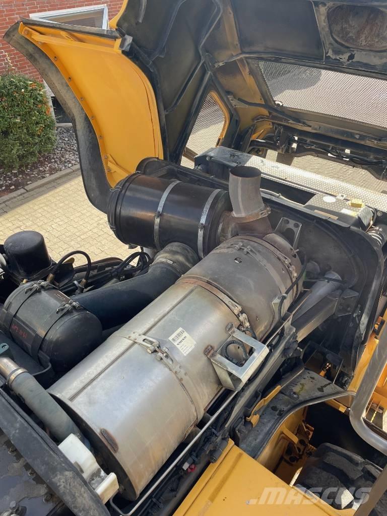 Volvo L220G Wheel loaders