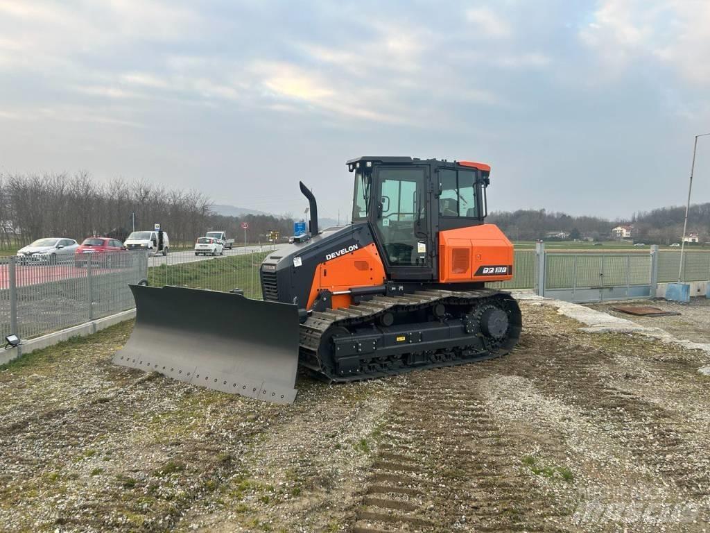 Develon DD 130 Crawler dozers