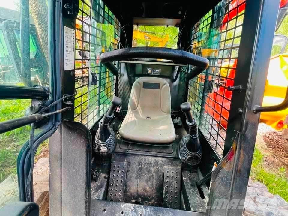 CAT 246B Mini loaders