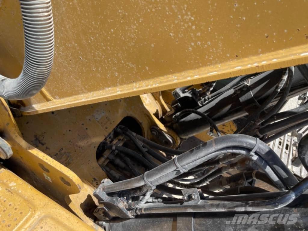 CAT 330 D LN Crawler excavators