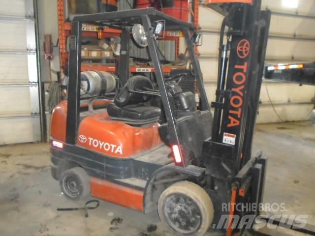 Toyota 52-6 FG U 30 Rough terrain trucks