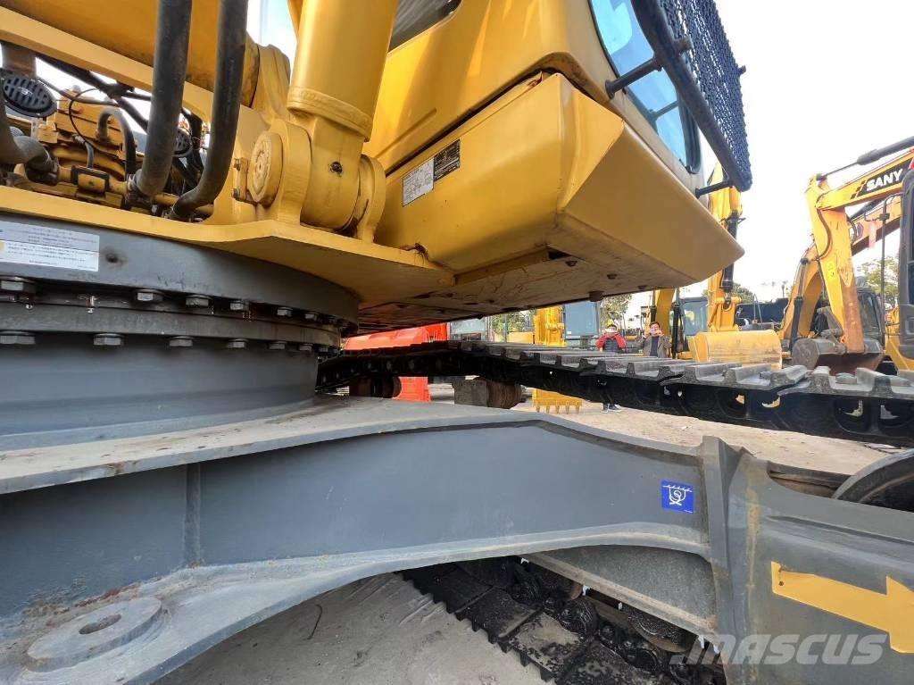 Komatsu PC 360-7 Crawler excavators