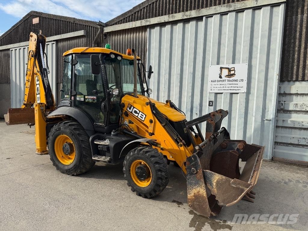 JCB 3 CX Backhoe loaders