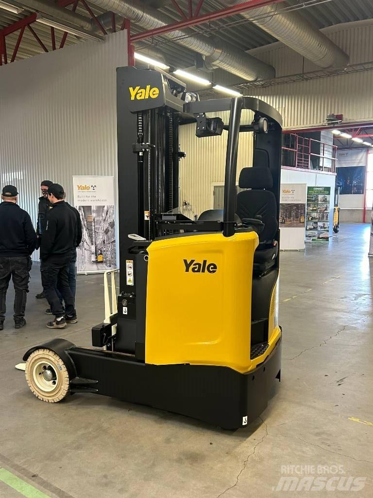 Yale MRO 16 Reach trucks
