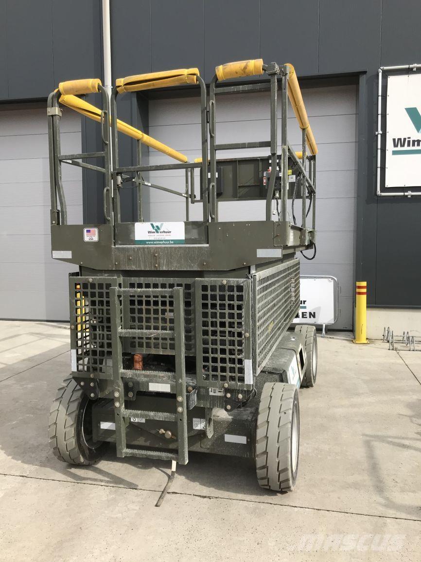 JLG M3369 (4331) Scissor lifts