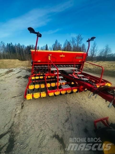 Väderstad Rapid400C Drills