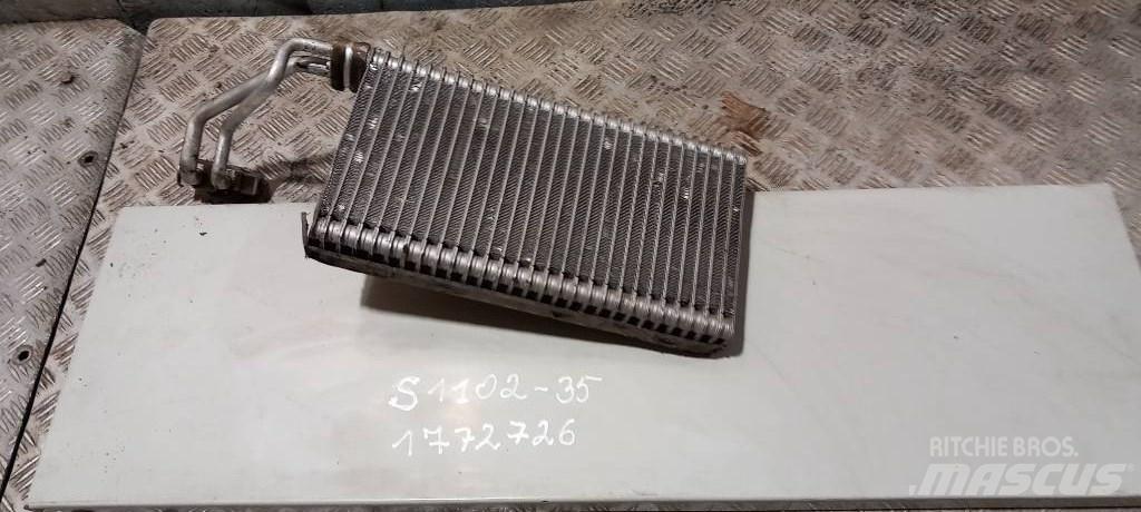 Scania R 420.     1772726 Radiators