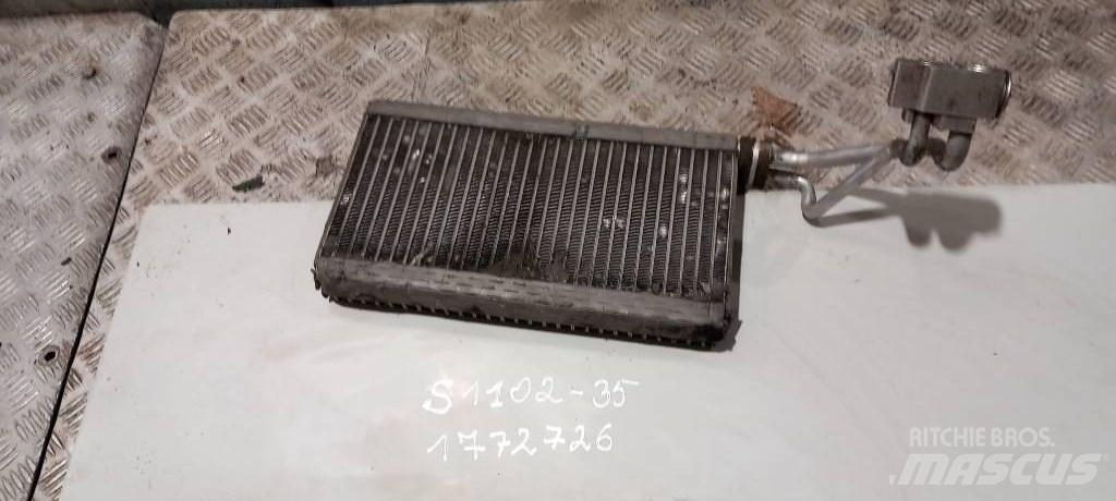 Scania R 420.     1772726 Radiators