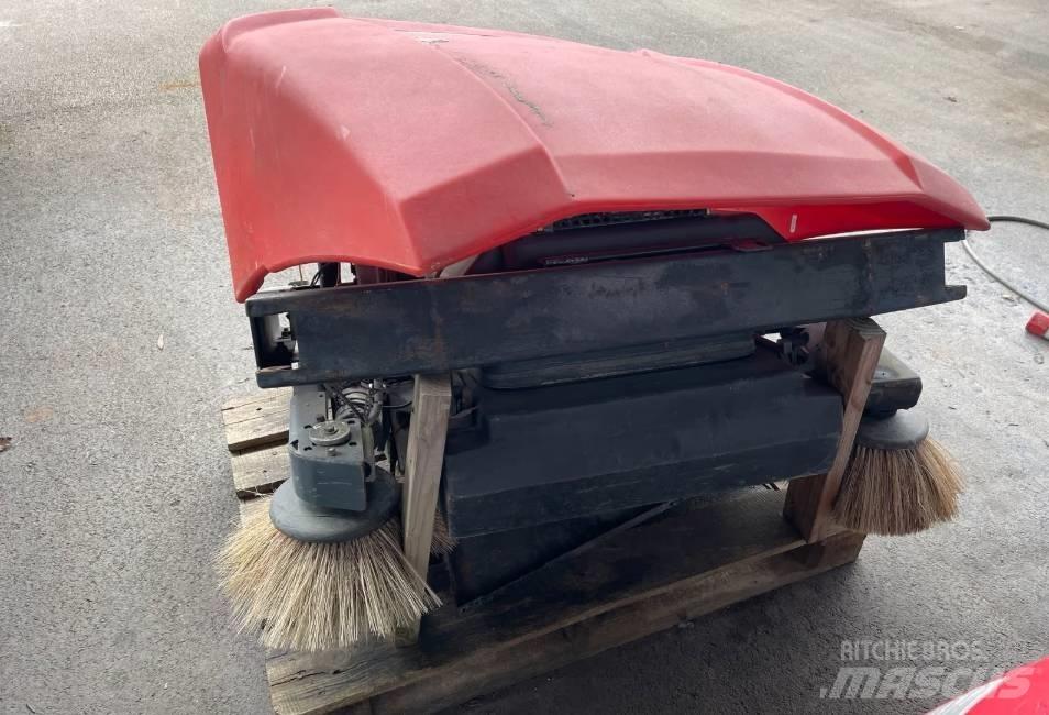 Hako Hakomatic 1100 Sweepers