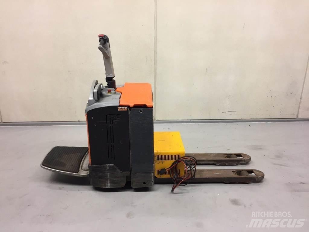 Rocla T20AC Low lifter with platform