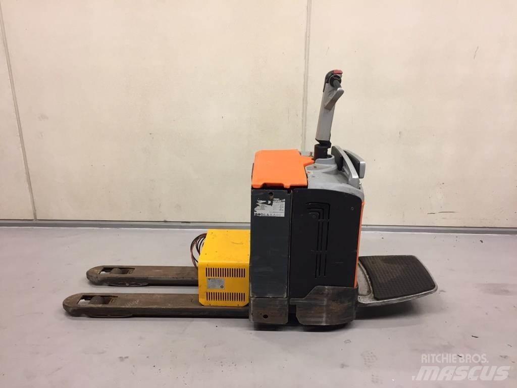 Rocla T20AC Low lifter with platform