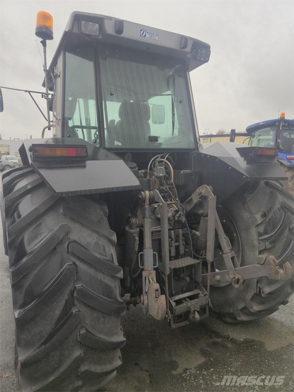 Massey Ferguson 3670 Tractors