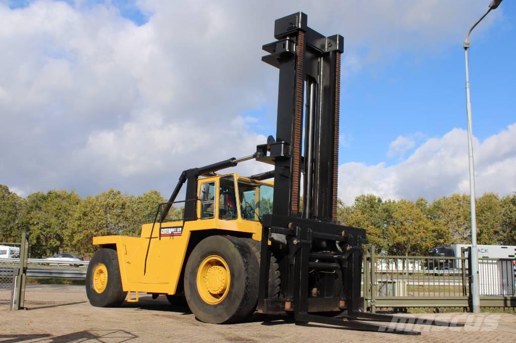 CAT V 800 Diesel trucks
