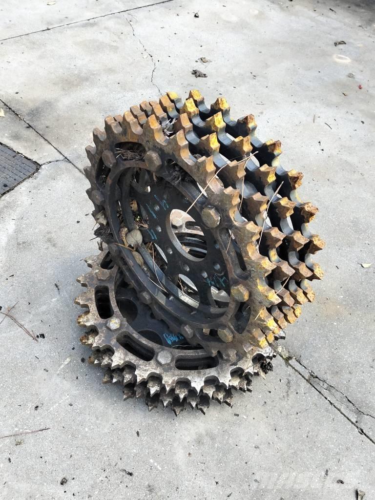 Rolos H414 Harvester heads