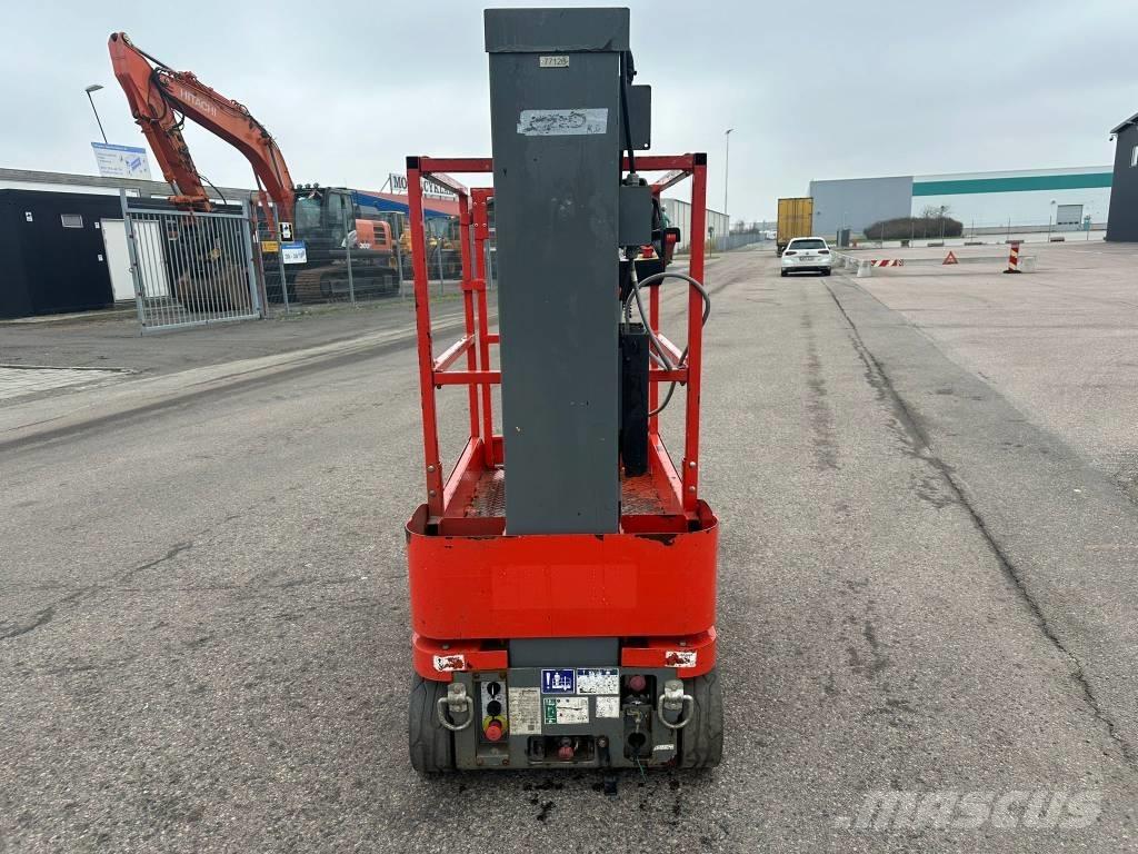 SkyJack SJ 16 Vertical mast lifts