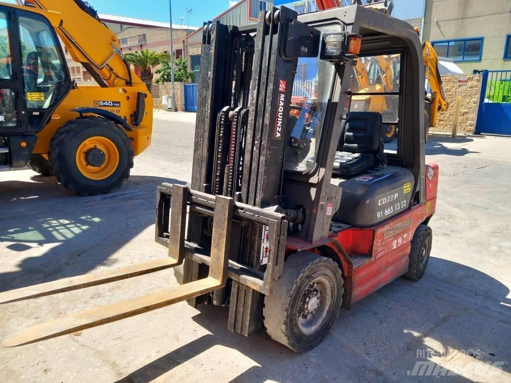Manitou CD 25 P Diesel trucks