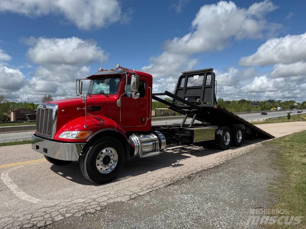 Peterbilt 348 Recovery vehicles