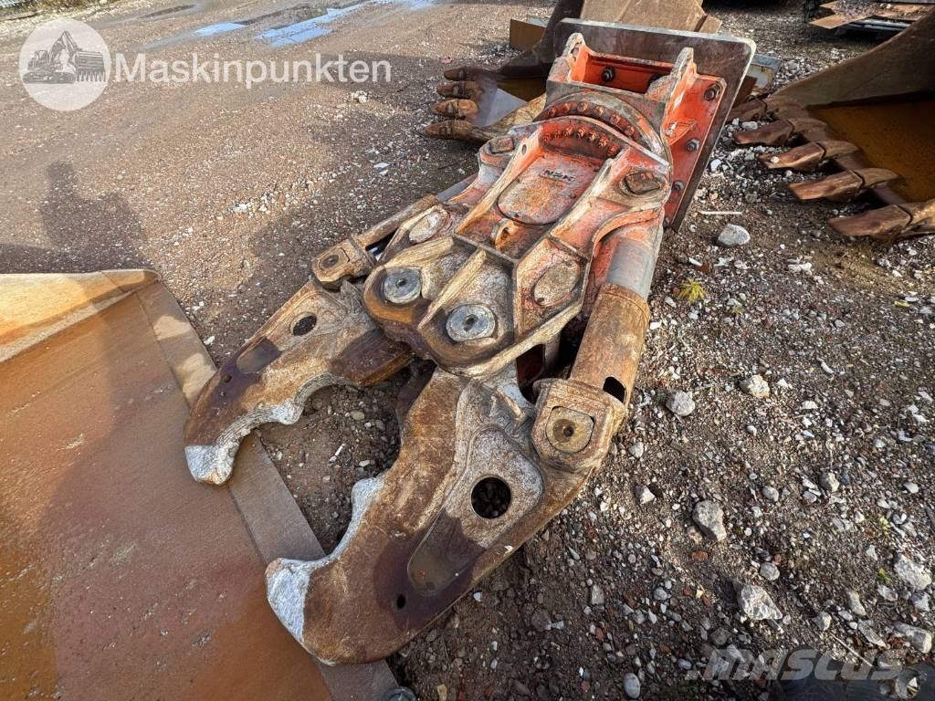 NPK SV 250 Pulveriser  (Demolition Crusher ) 