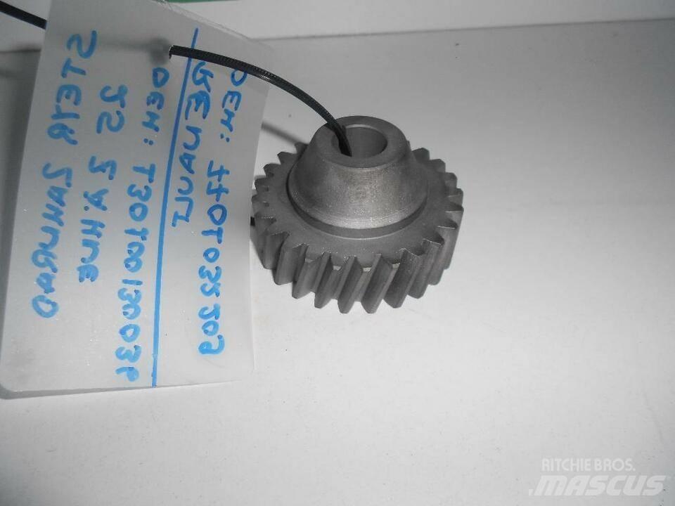 Steyr 9086 Transmission