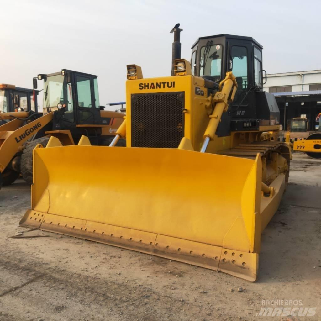 Shantui SD 22 Crawler dozers