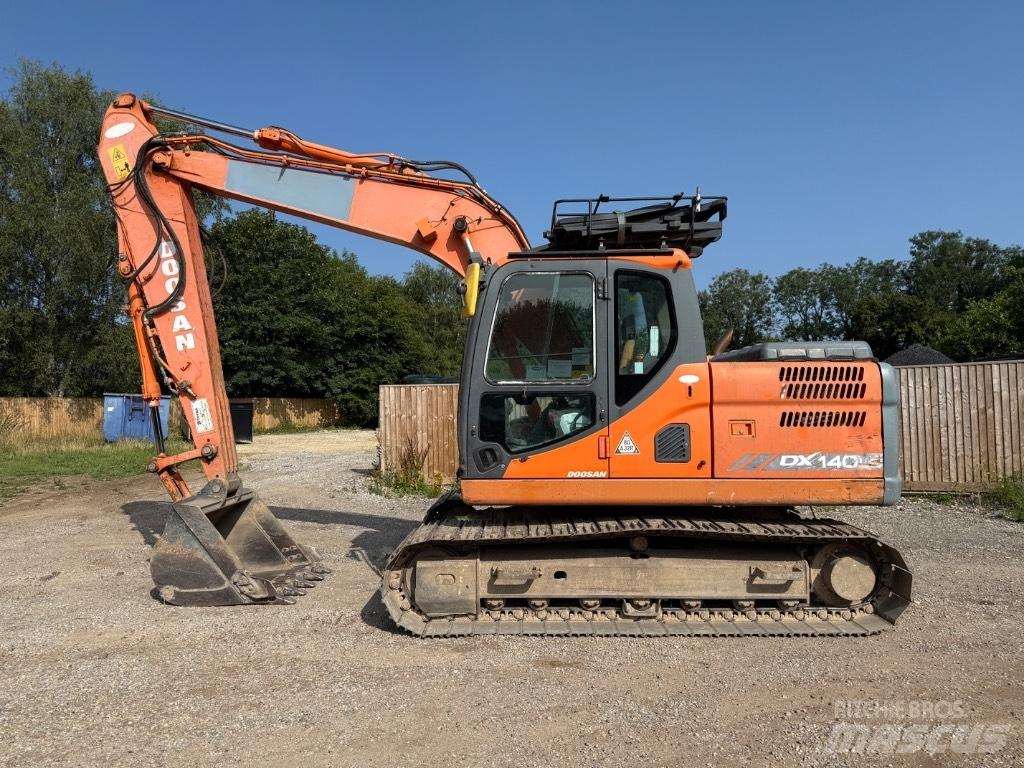 Doosan DX 140 LC-3 Crawler excavators