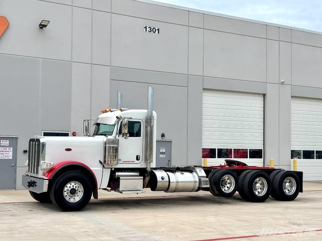 Peterbilt 389 Tractor Units