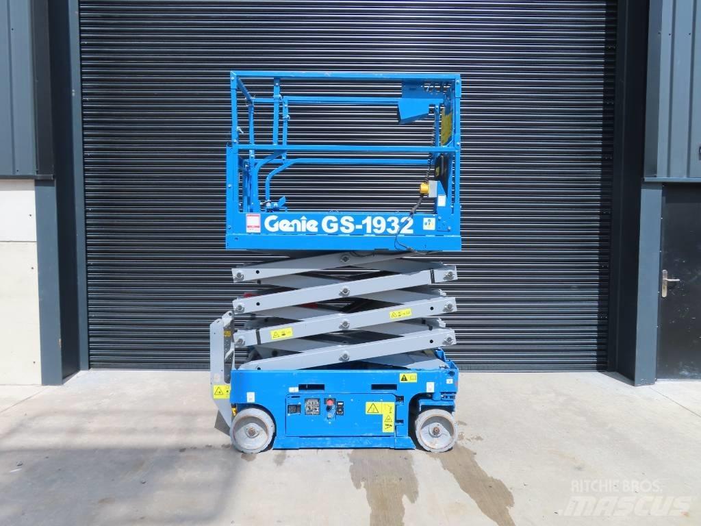 Genie GS 1932 Scissor lifts