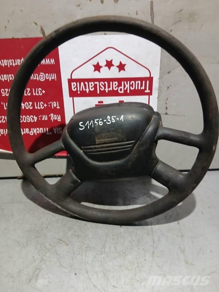 Scania 144    1327026 Cabins and interior