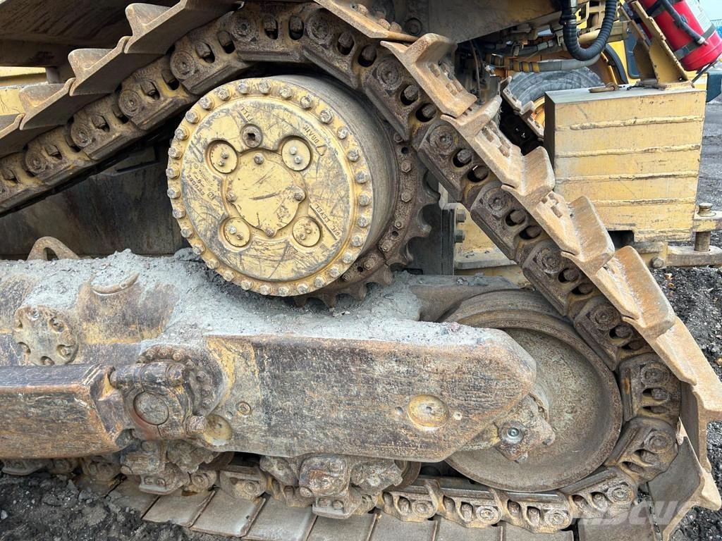 CAT D8 N Crawler dozers