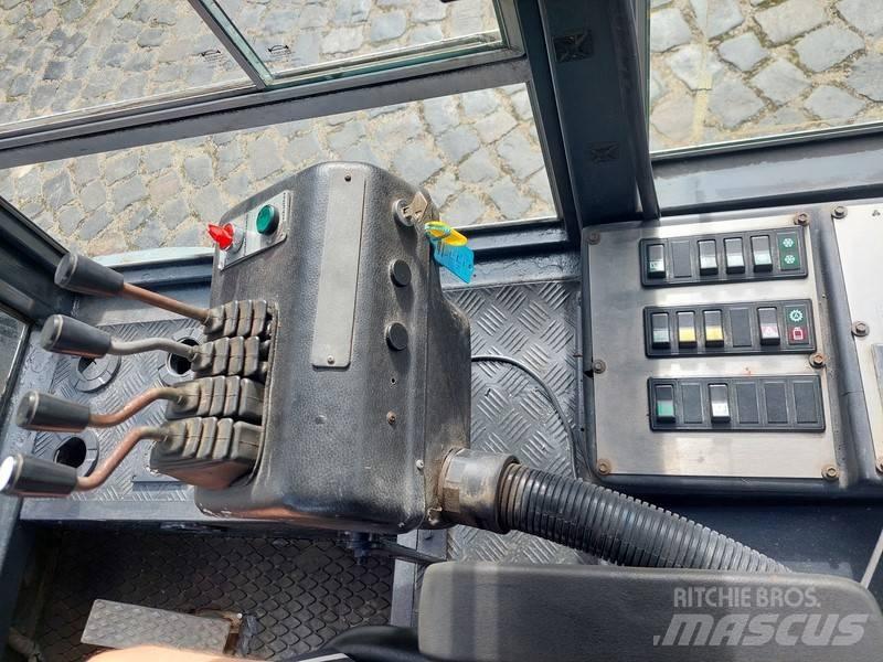 Dantruck 9870DD Diesel trucks