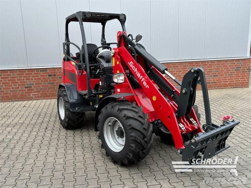 Schäffer 4670 Mini loaders