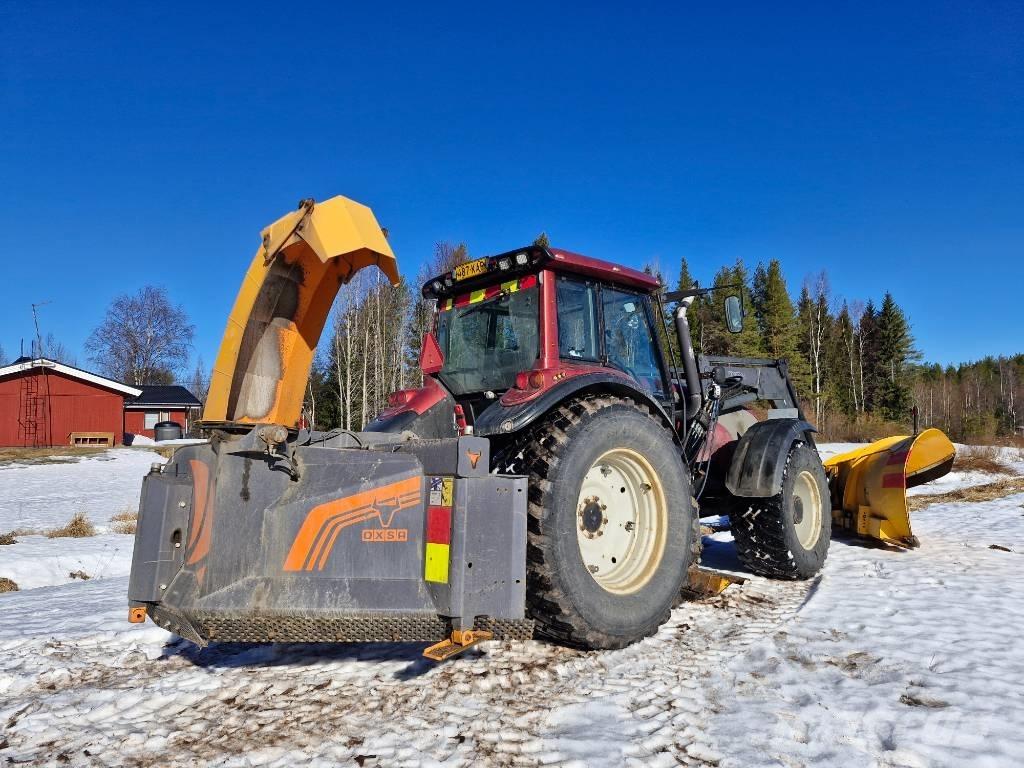 Valtra T 170 Tractors