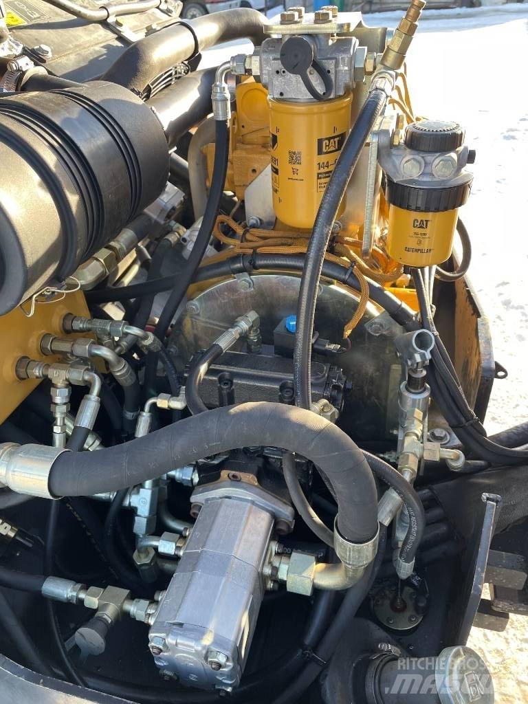CAT CB 335 E Twin drum rollers