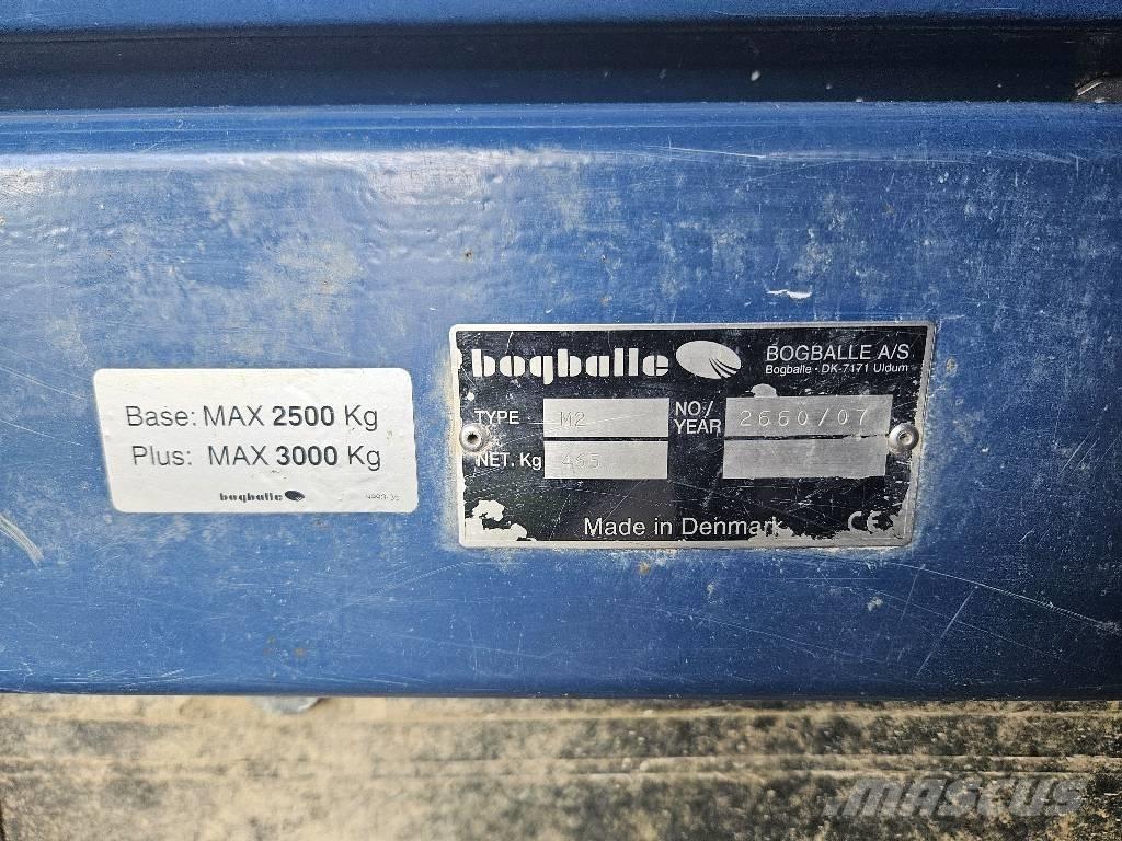Bogballe M2 Mineral spreaders