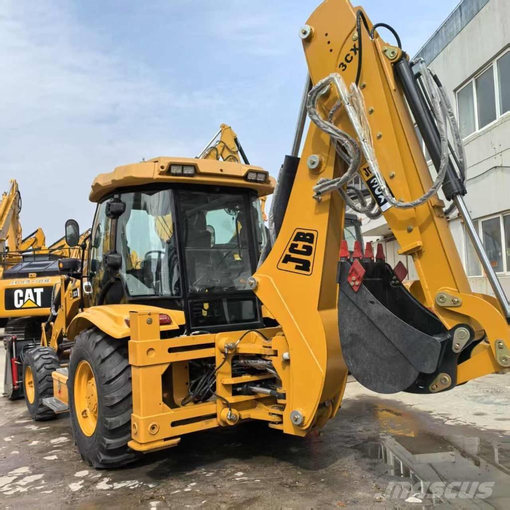 JCB 3 CX Backhoe loaders