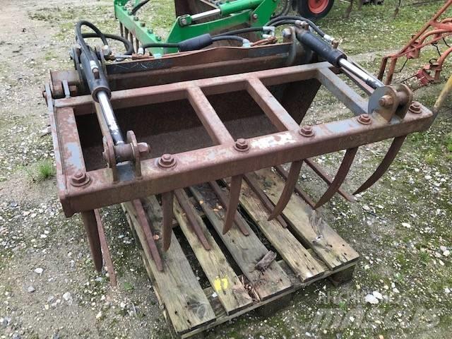 Silograb 125 cm. Front loader accessories