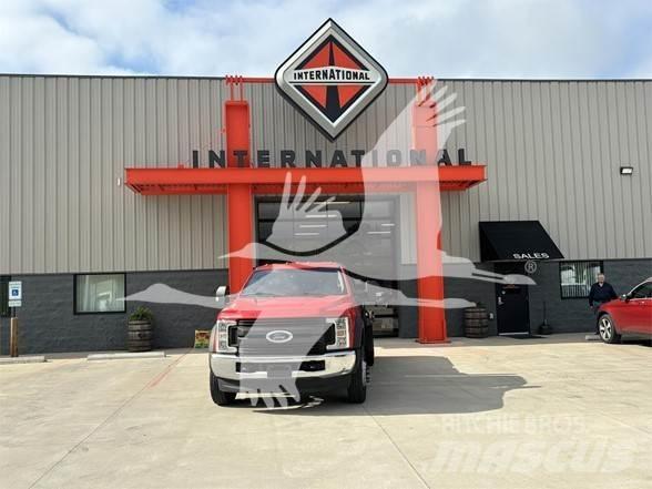 Ford F550 SD Flatbed / Dropside trucks