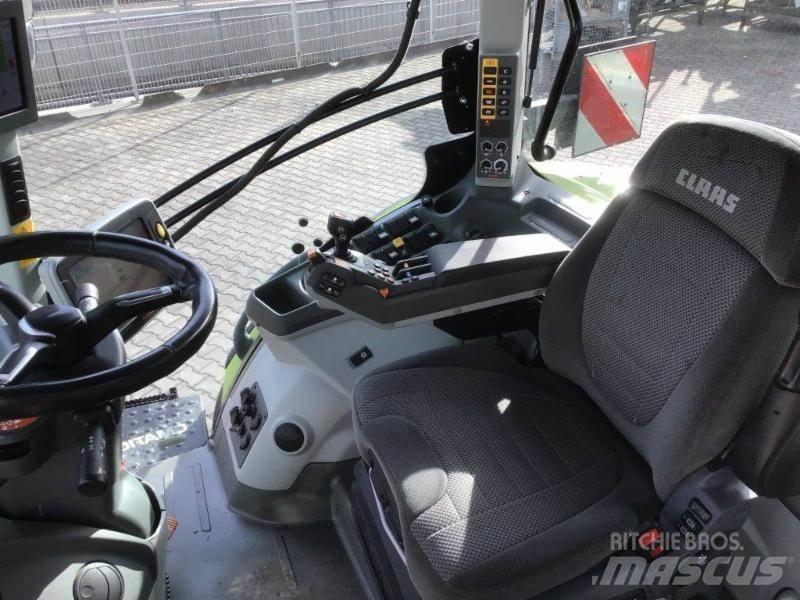CLAAS AXION 810 Tractors